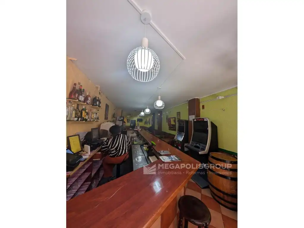Business premises for sale in Calle Rodrigo Caro, imagen 3