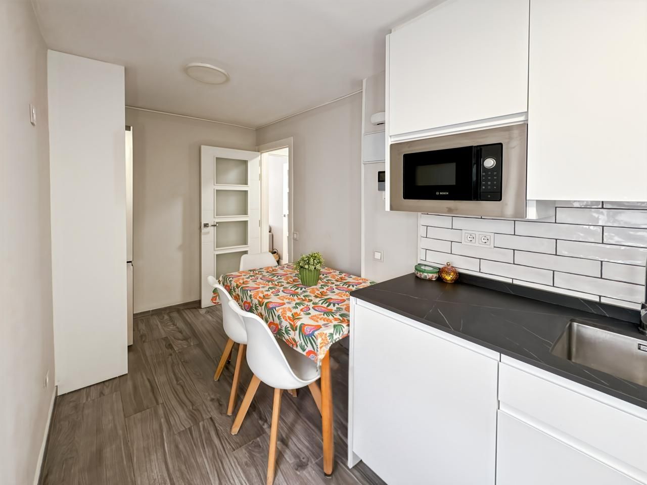 Kitchen of Flat for sale in  Madrid Capital  with Air Conditioner, Heating and Furnished