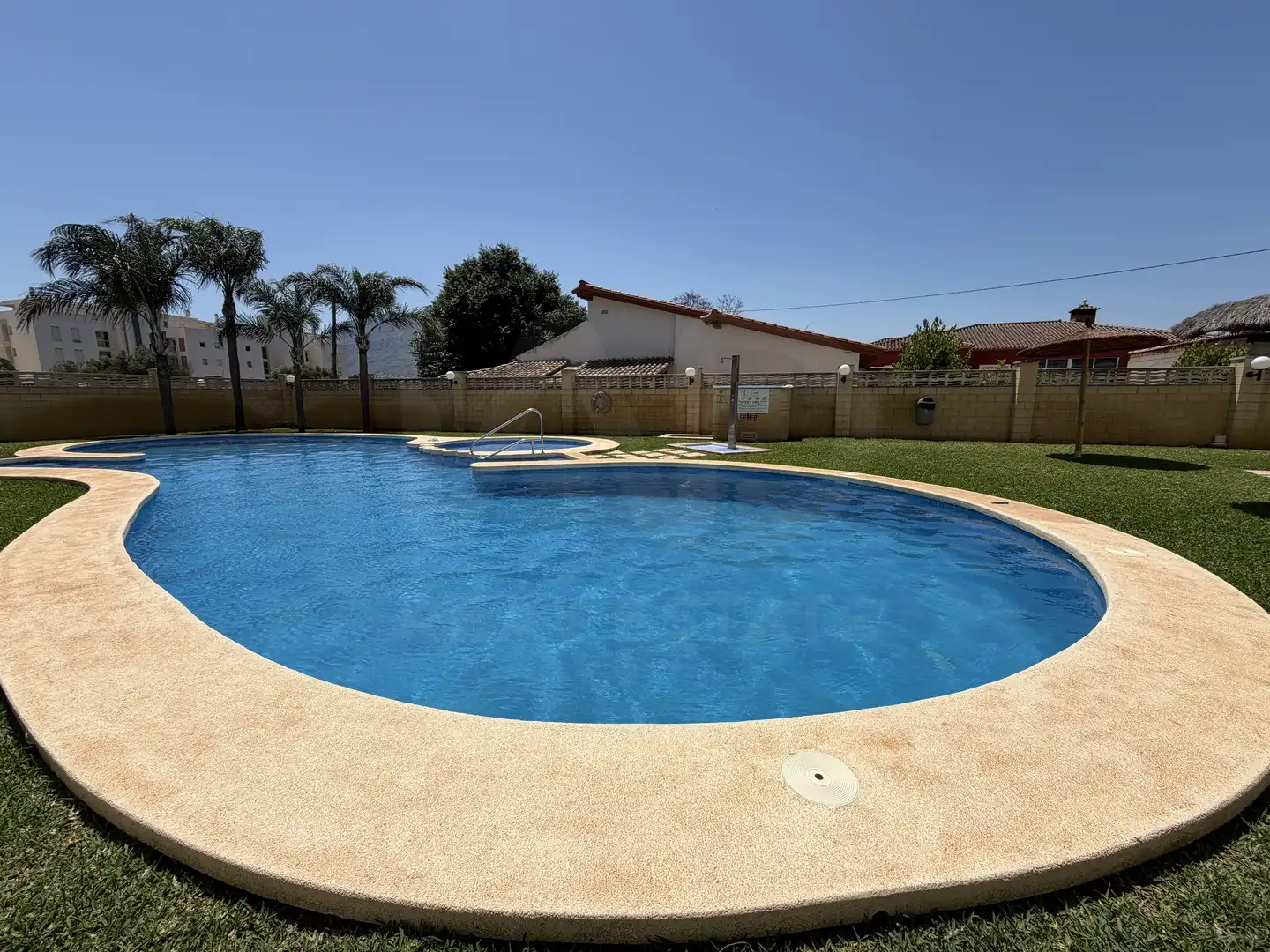 Schwimmbecken von Wohnung zum Verkauf in Dénia mit Terrasse und Schwimmbad