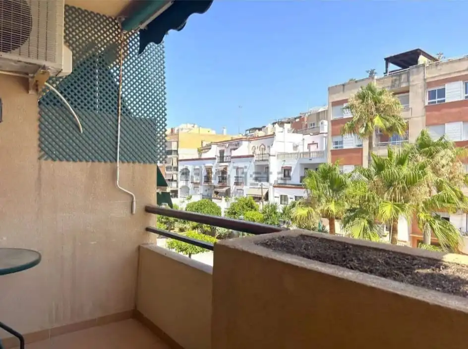 Flat with lift for sale in Calle Almirante Carranza