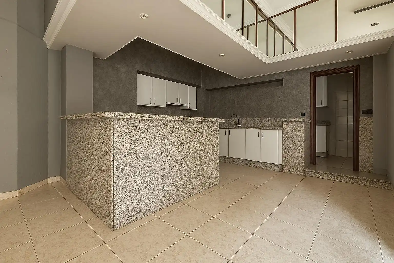 Cocina de Local en venta en Torrelavega 