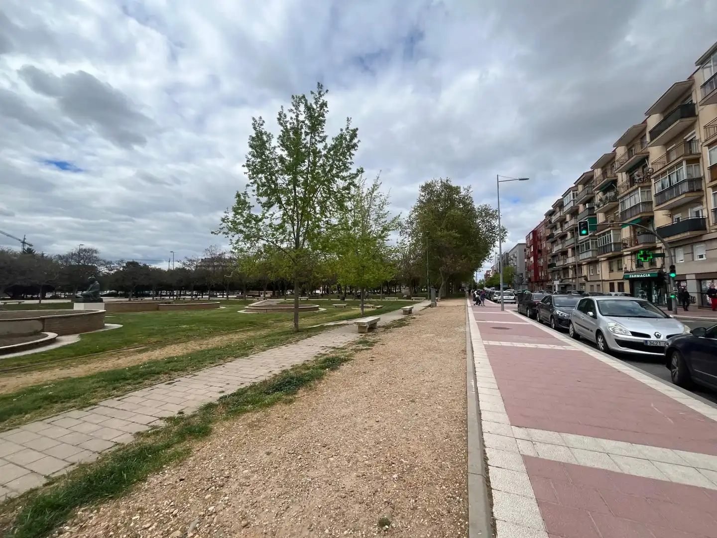 Vista exterior de Piso de alquiler en Valladolid con Calefacción, Amueblado y Horno