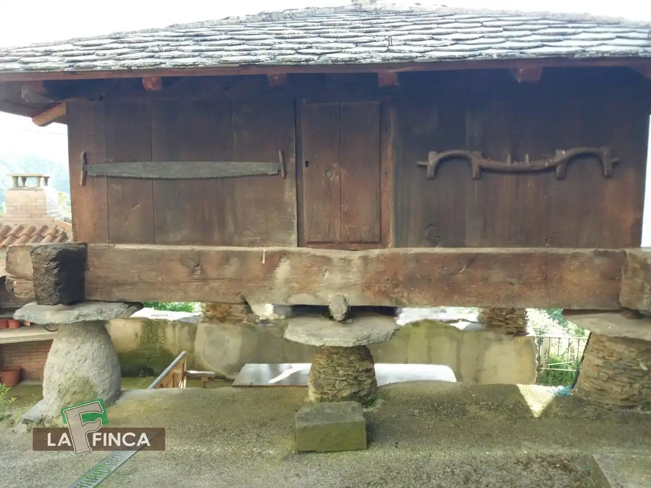 Exterior view of Houses for sale in Cangas del Narcea  with Terrace and Furnished