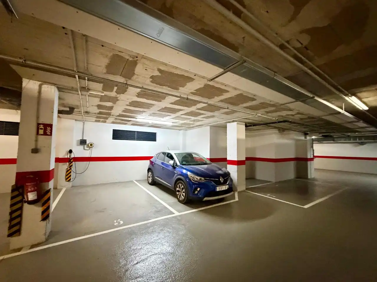 Parking de Piso en venta en Montcada i Reixac con Aire acondicionado, Calefacción y Parquet