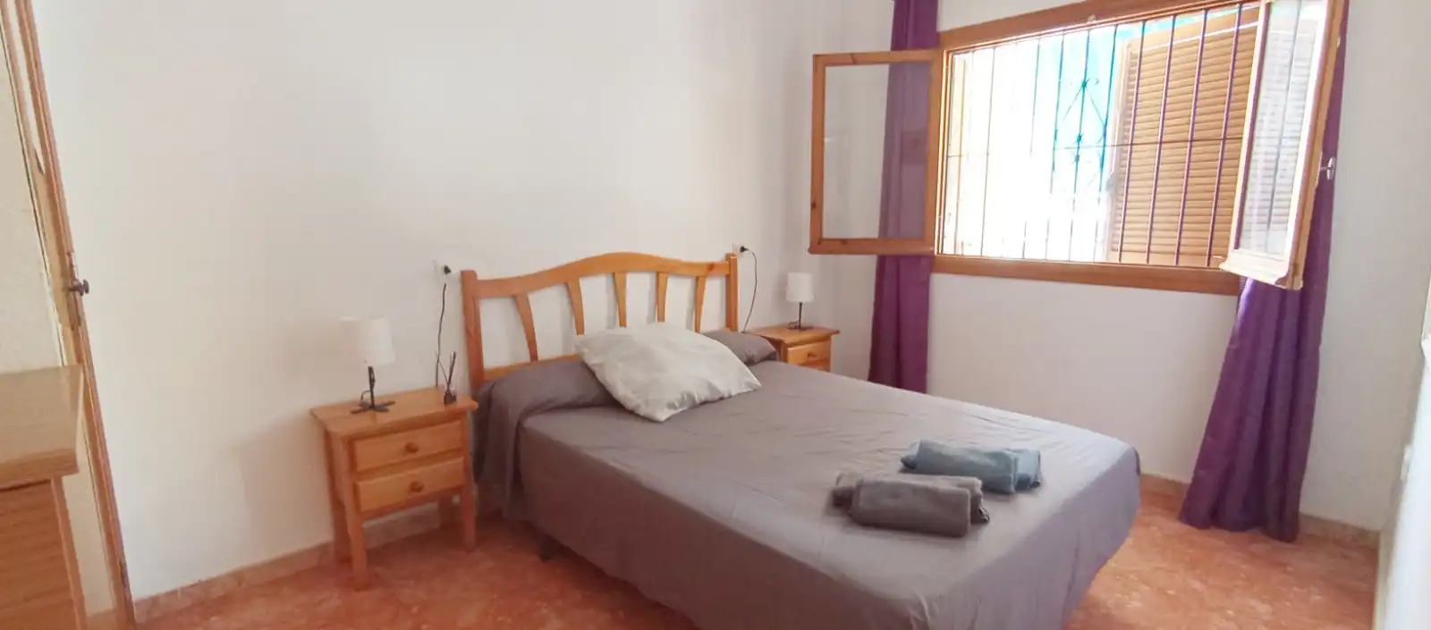 Habitación de Piso de alquiler en Torrevieja con Aire acondicionado, Calefacción y Terraza