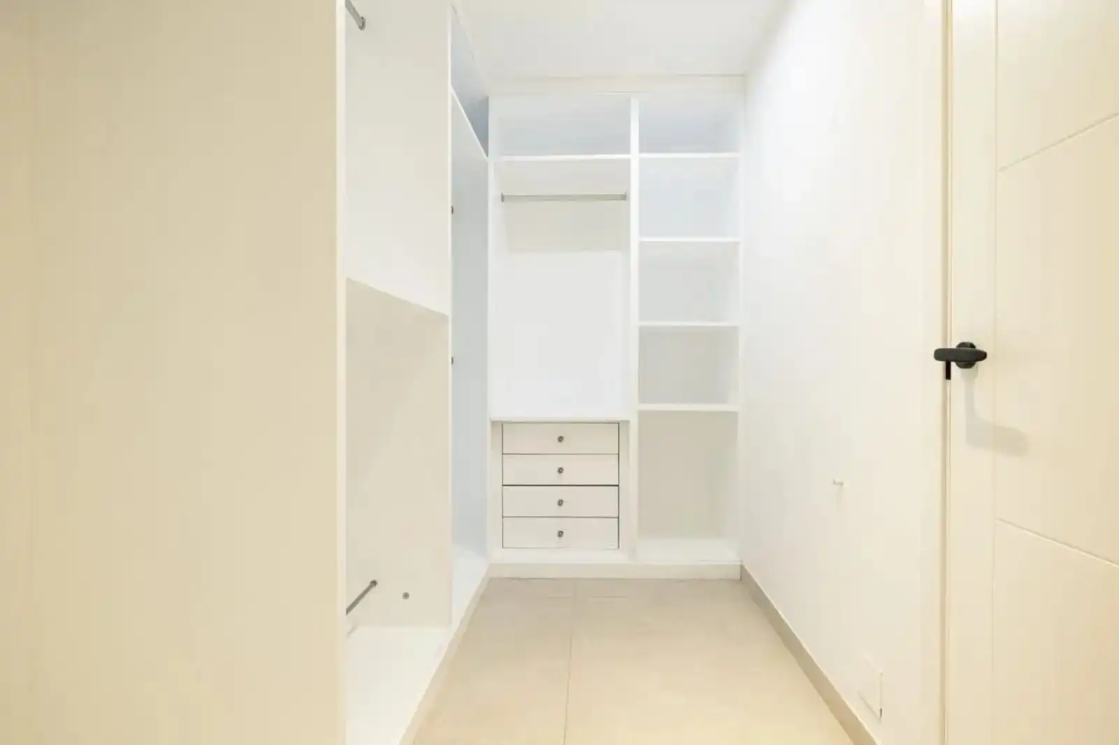 Chalet con piscina en venta en Avenida de las Golondrinas, imagen 25