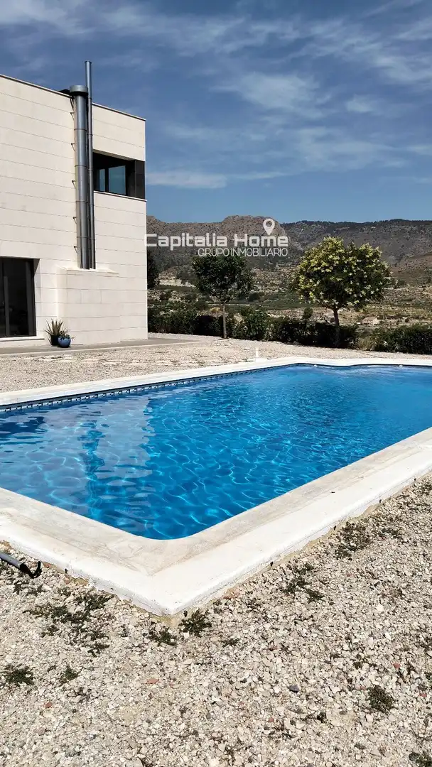 Piscina de Casa o xalet en venda en Relleu amb Aire condicionat, Calefacció i Piscina