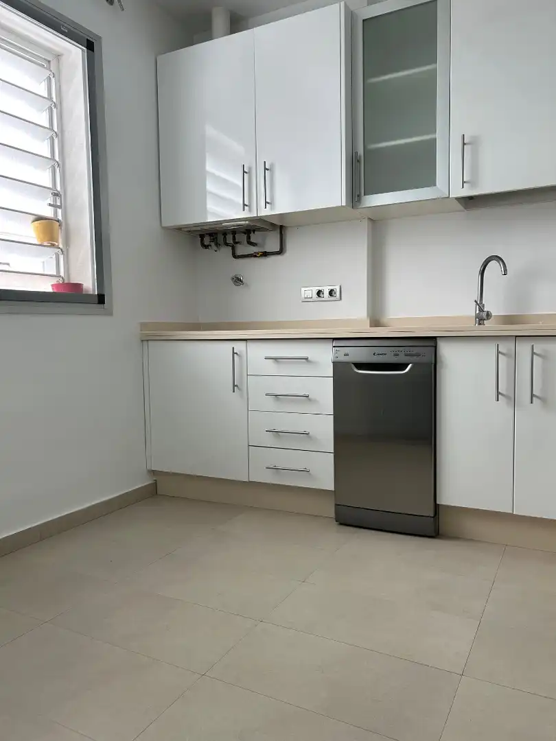 Cocina de Dúplex de alquiler en Sevilla con Aire acondicionado, Calefacción y Parquet