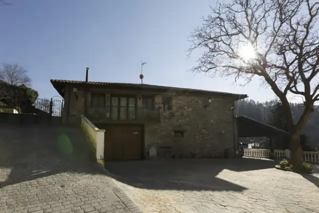 Vista exterior de Finca rústica en venta en Elgoibar con Calefacción, Jardín privado y Terraza