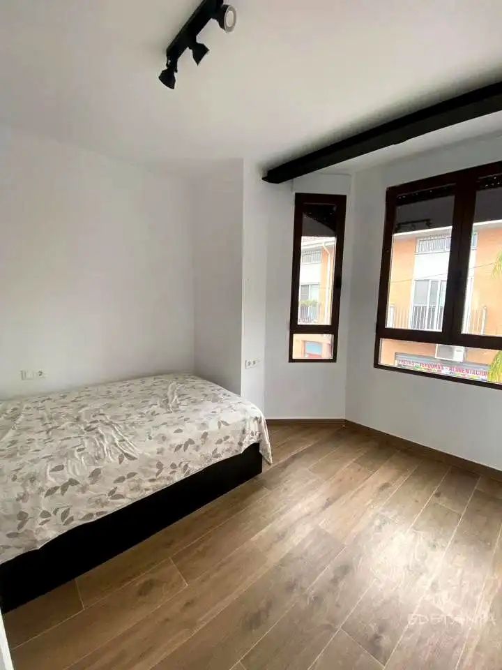 Schlafzimmer von Wohnung zur Miete in Moncada mit Terrasse und Möbliert