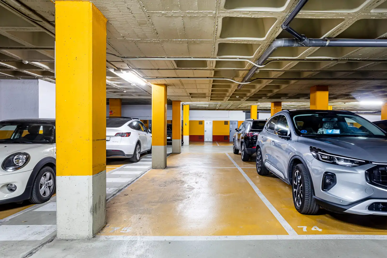 Parking de Ático en venta en Valencia con Aire acondicionado, Calefacción y Jardín privado