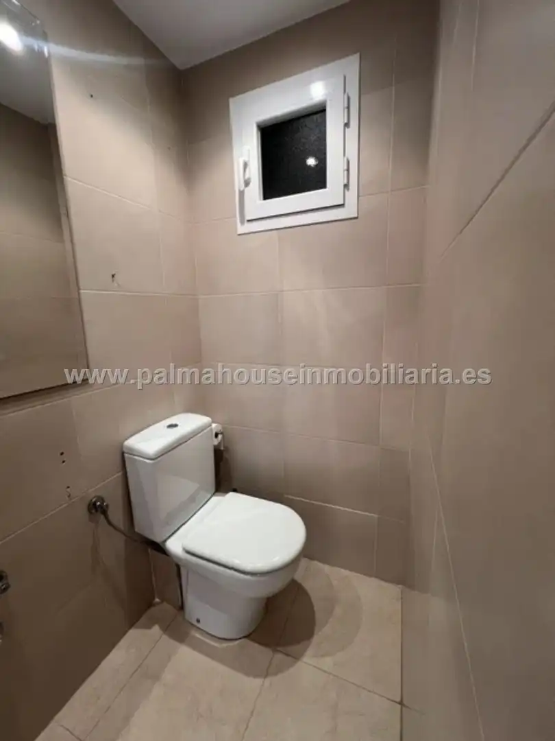 Baño de Piso en venta en  Palma de Mallorca con Aire acondicionado, Parquet y Terraza