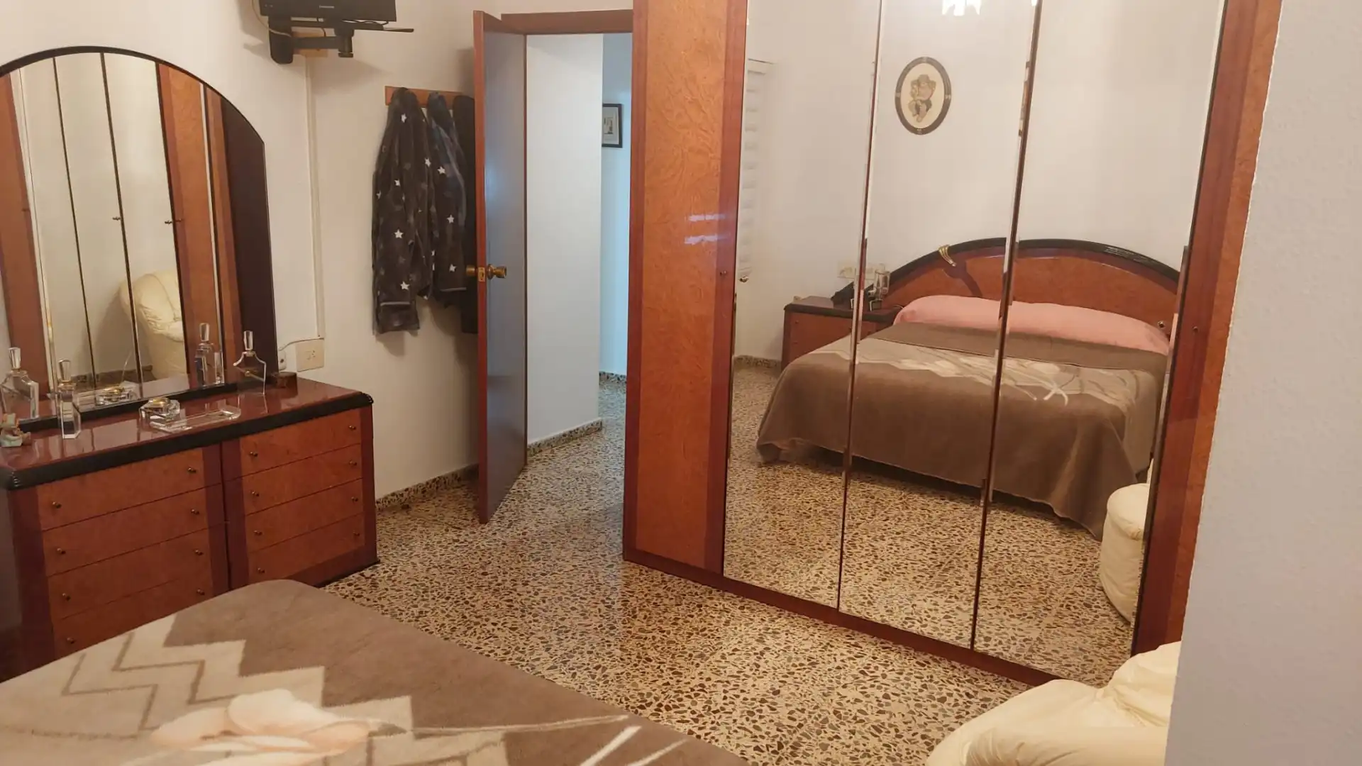 Bedroom of Flat for sale in Almoines  with Air Conditioner, Oven and Balcony