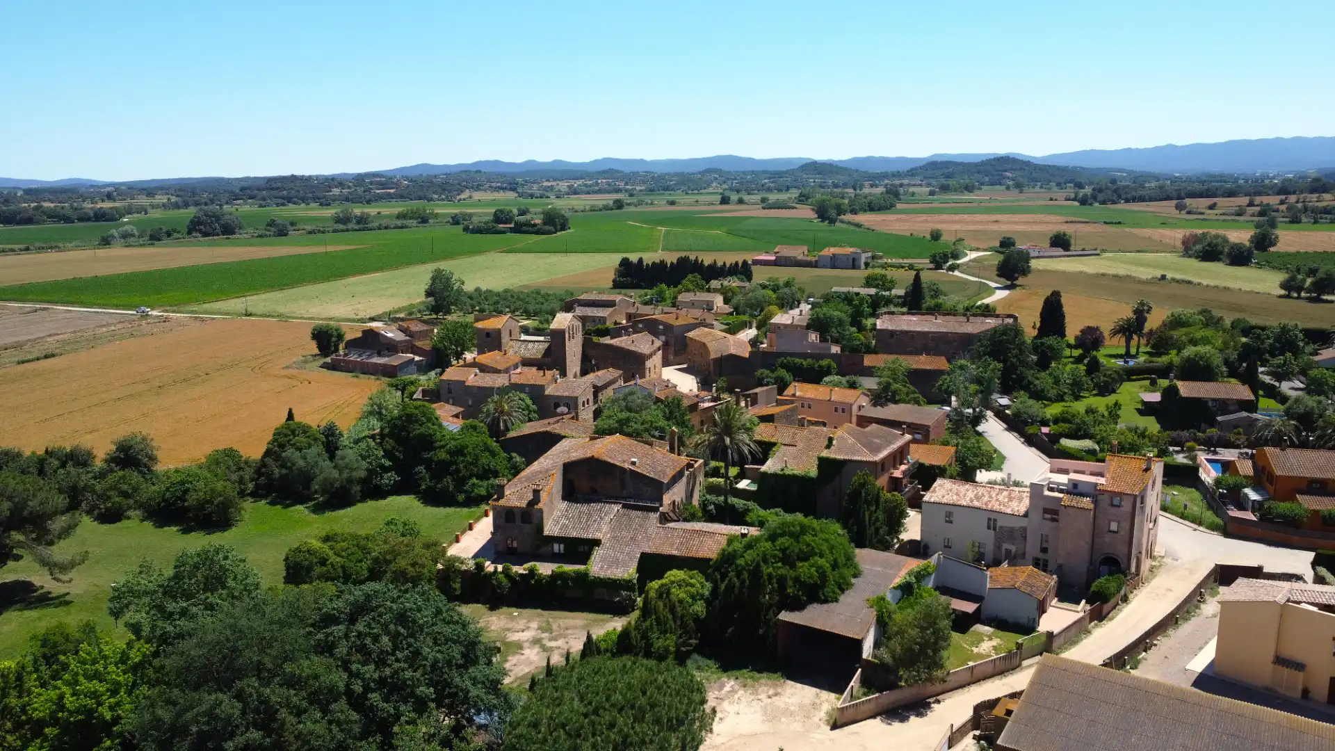Exterior view of Country homes for sale in Parlavà  with Air Conditioner, Private garden and Terrace