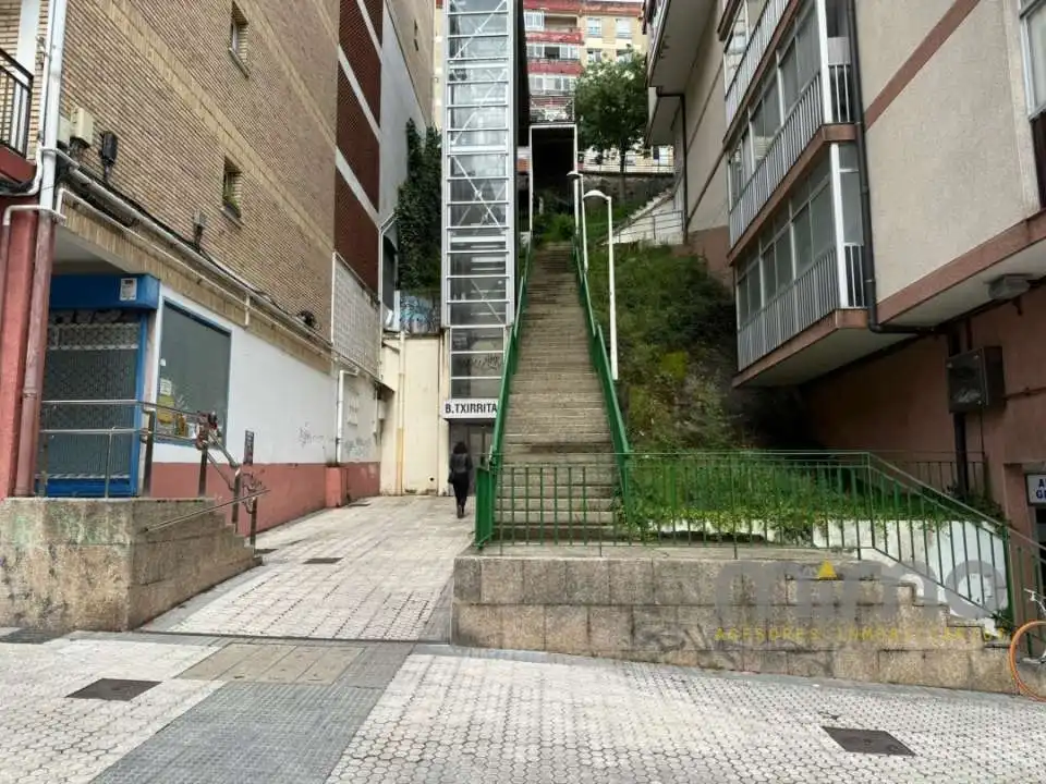 Local comercial en venda a Txirrita Bertsolaria PasealeKua 14, imagen 12