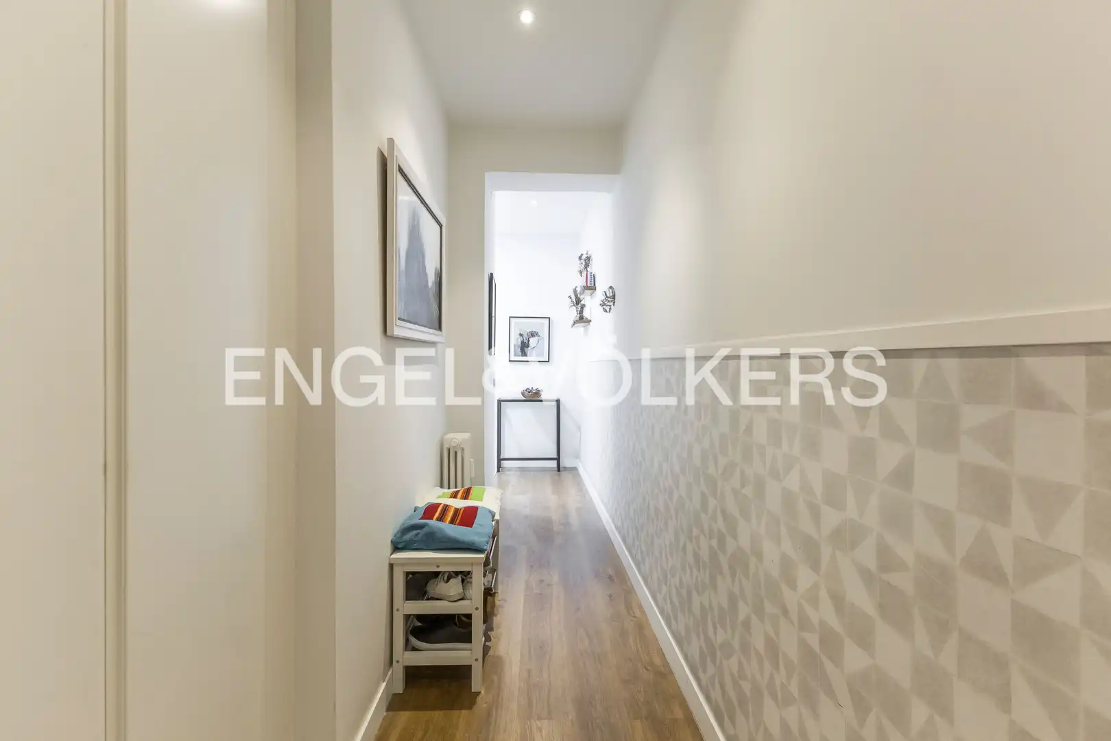 Wohnung zum Verkauf in Madrid mit Klimaanlage, Heizung und Balkon