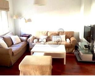 Living room of Flat to rent in  Sevilla Capital  with Air Conditioner, Terrace and Furnished