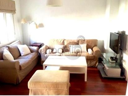 Living room of Flat to rent in  Sevilla Capital  with Air Conditioner, Terrace and Furnished