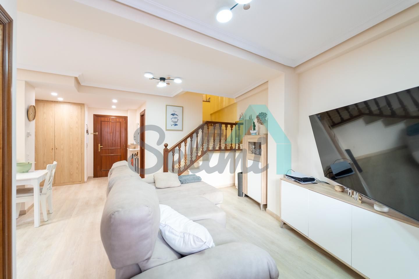 Dúplex en venda en Oviedo  amb Calefacció i Terrassa