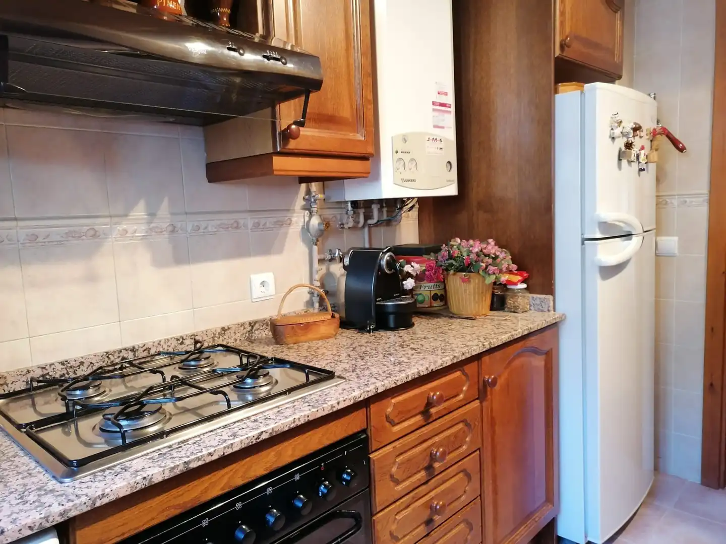 Cocina de Dúplex en venta en Esterri d'Àneu con Calefacción, Parquet y Amueblado