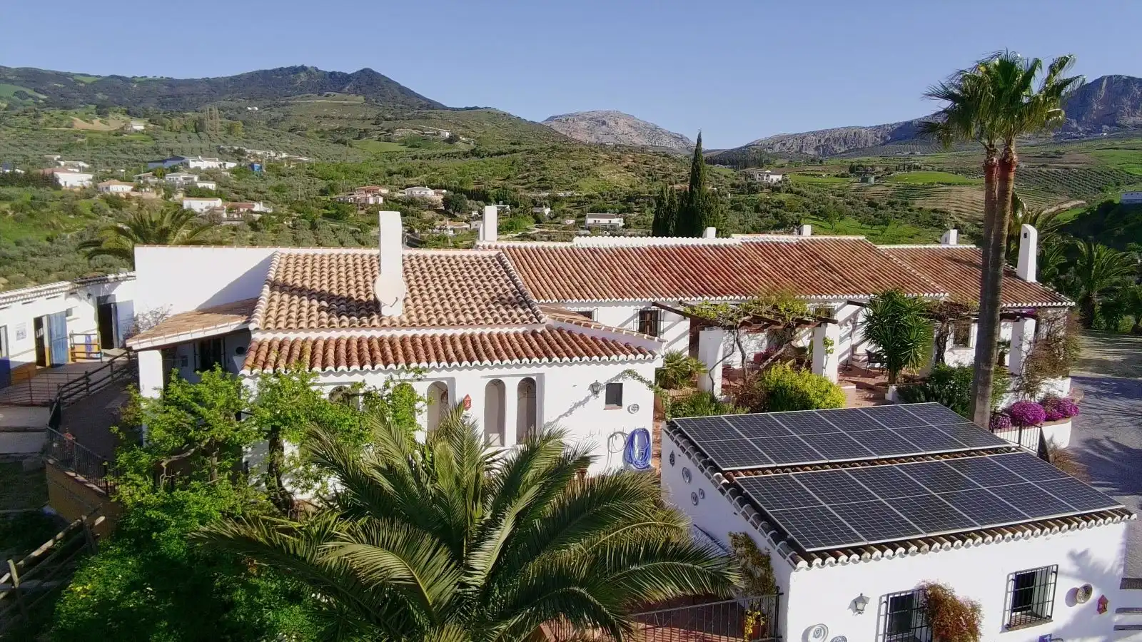 Außenansicht von Country house zum Verkauf in Villanueva de la Concepción mit Klimaanlage, Heizung und Privatgarten