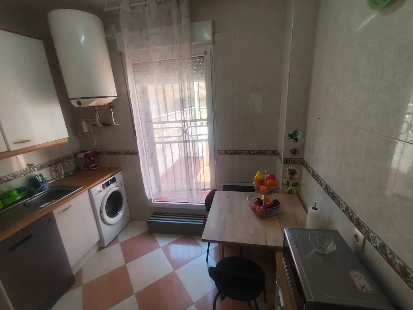 Kitchen of Flat for rent in Valmojado  with Air Conditioner, Heating and Private garden