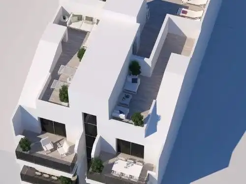 Vista exterior de Pis en venda en Torrevieja amb Balcó i Piscina comunitària