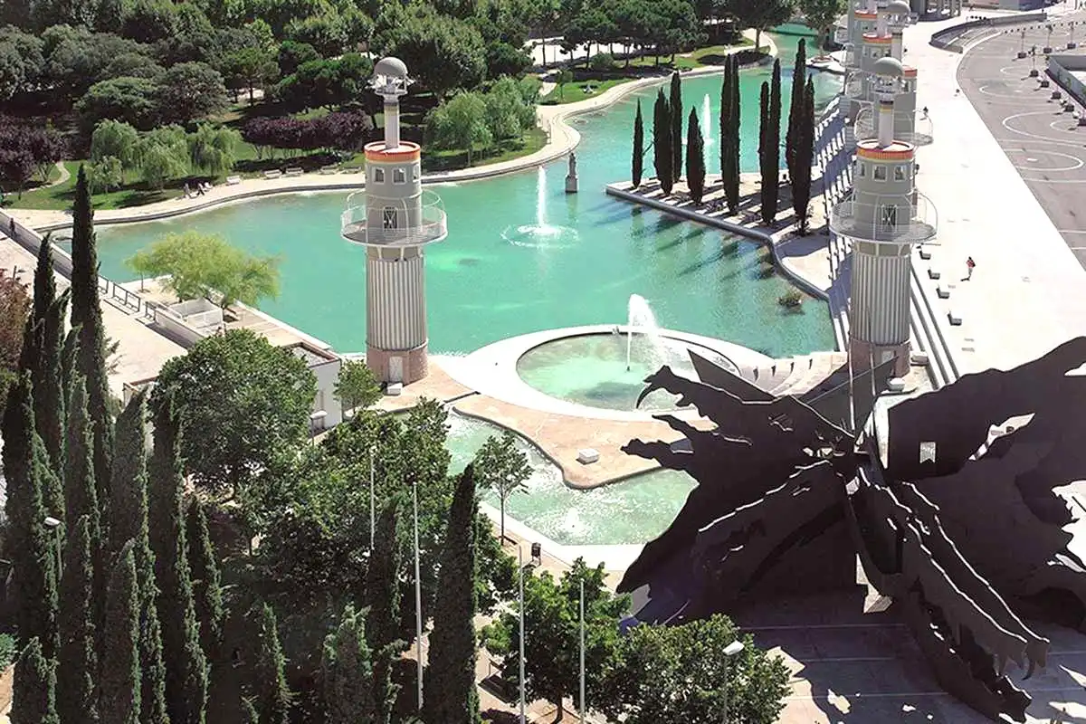 Vista exterior de Estudio de alquiler en Barcelona con Calefacción, Amueblado y Lavadora