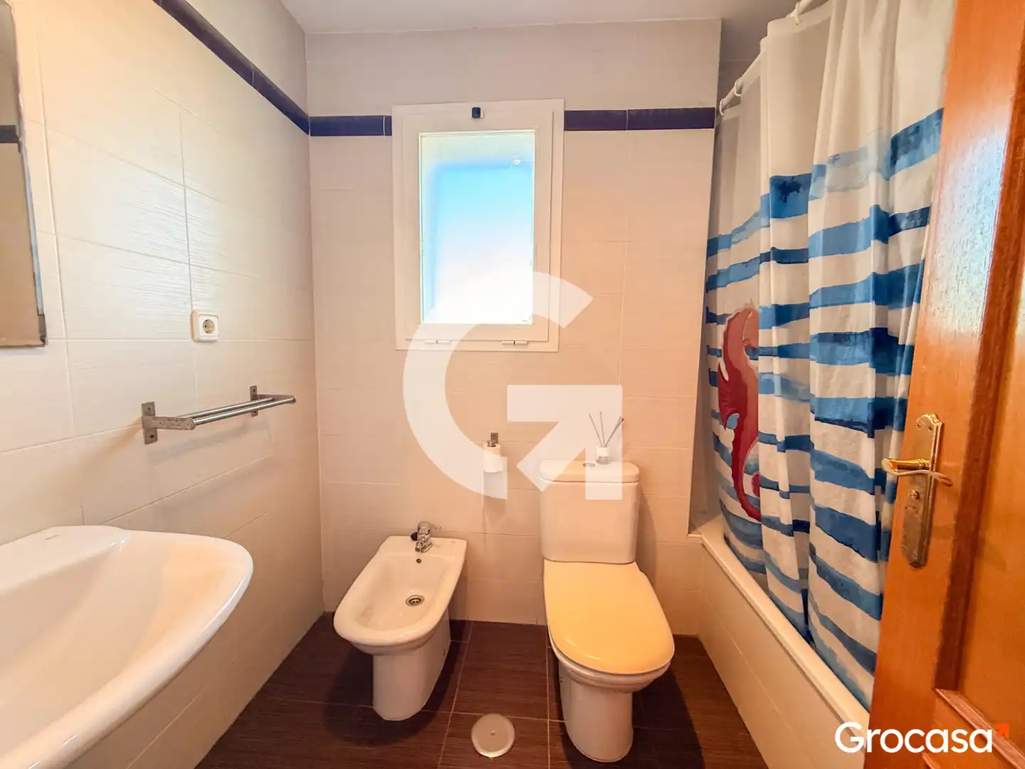 Baño de Piso en venta en Vélez-Málaga con Terraza, Trastero y Balcón