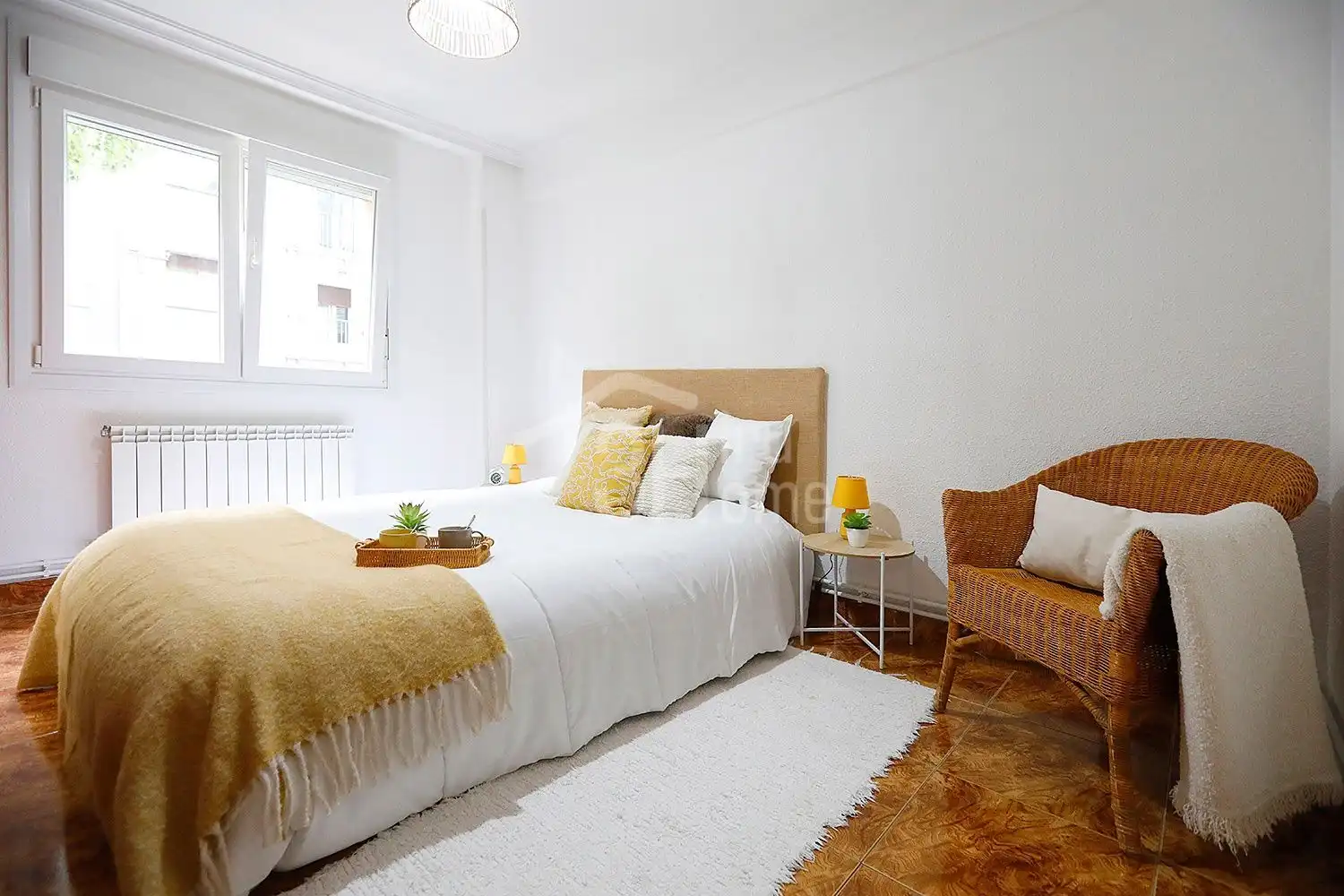 Habitación de Piso en venta en Irun  con Calefacción y Trastero