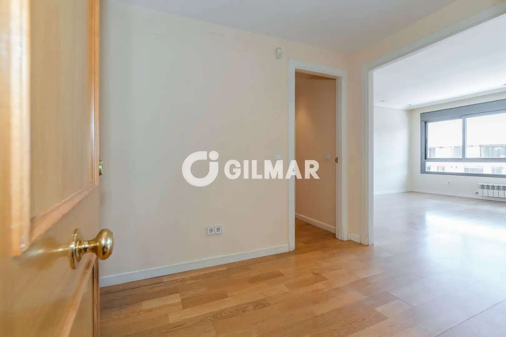 Flat with pool for sale in Hortaleza