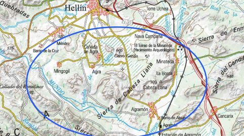 Terreno en venta en Hellín.