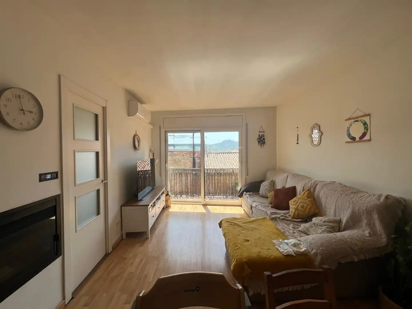 Living room of Flat for sale in Igualada  with Air Conditioner, Heating and Terrace