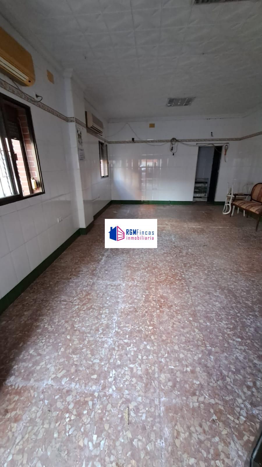 Premises to rent in  Sevilla Capital