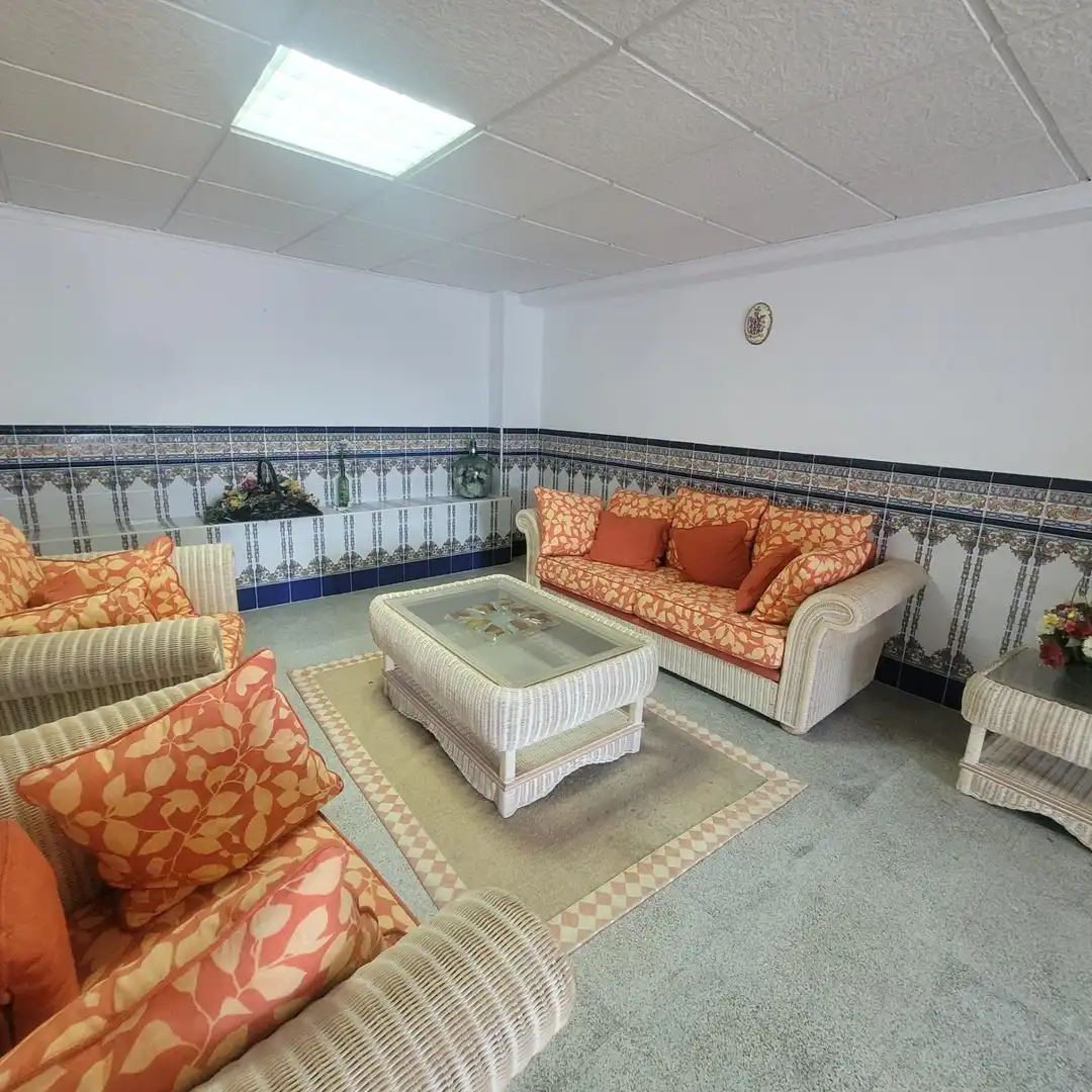 Sala de estar de Casa o chalet en venta en Agres con Jardín privado, Piscina y Amueblado