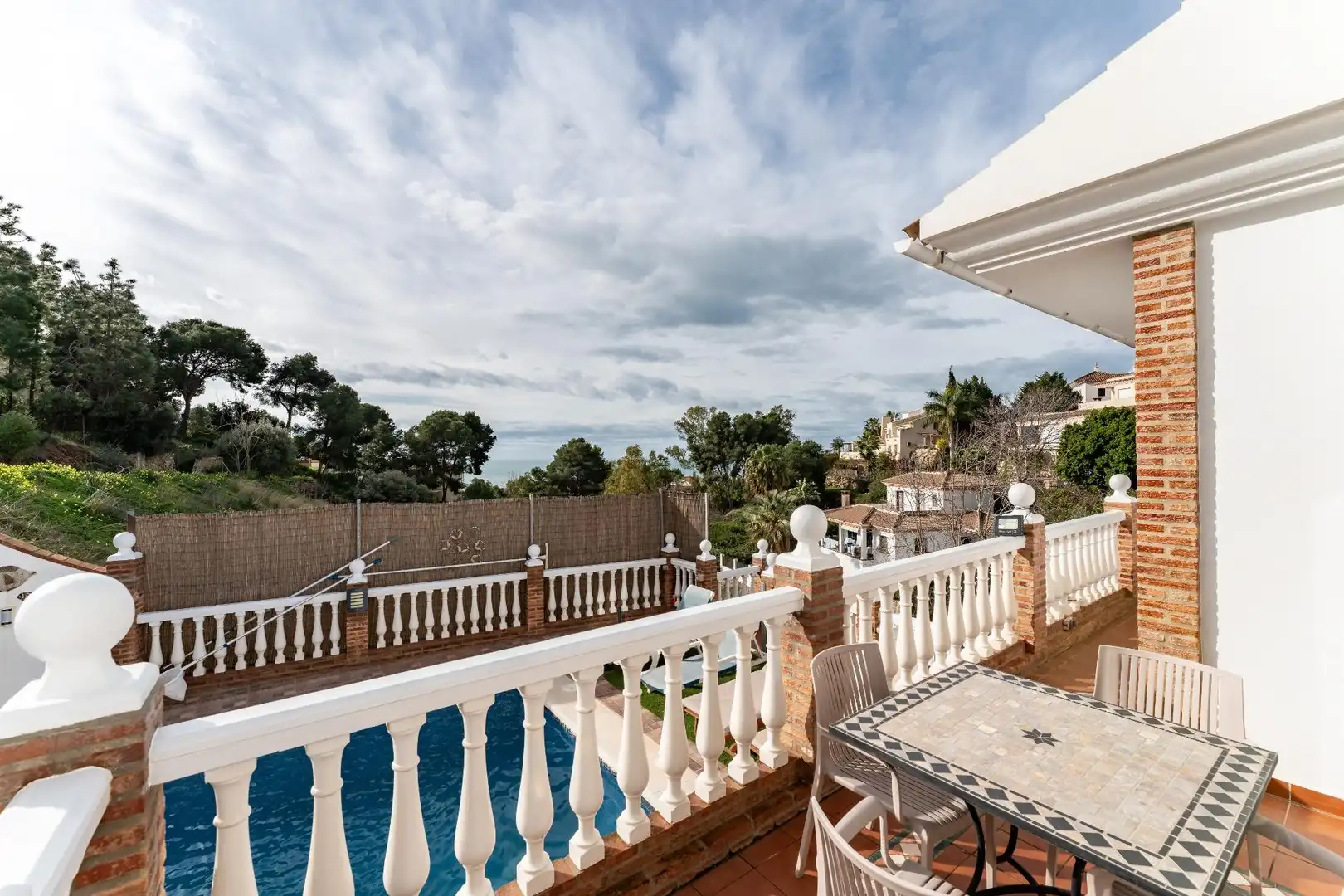 Terraza de Casa o chalet en venta en Vélez-Málaga con Piscina comunitaria