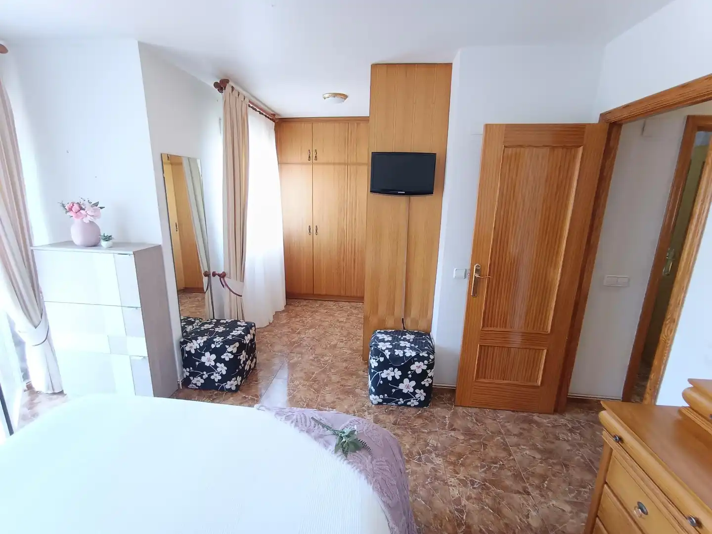 Schlafzimmer von Einfamilien-Reihenhaus zum Verkauf in Ulea mit Klimaanlage, Heizung und Terrasse