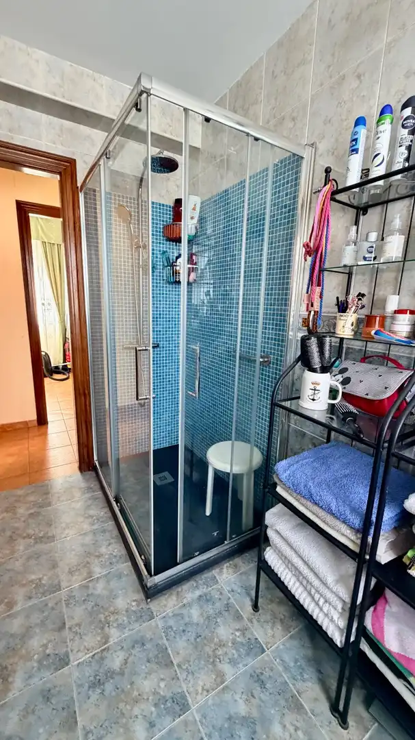 Bany de Casa o xalet en venda en Mugardos amb Calefacció, Terrassa i Traster