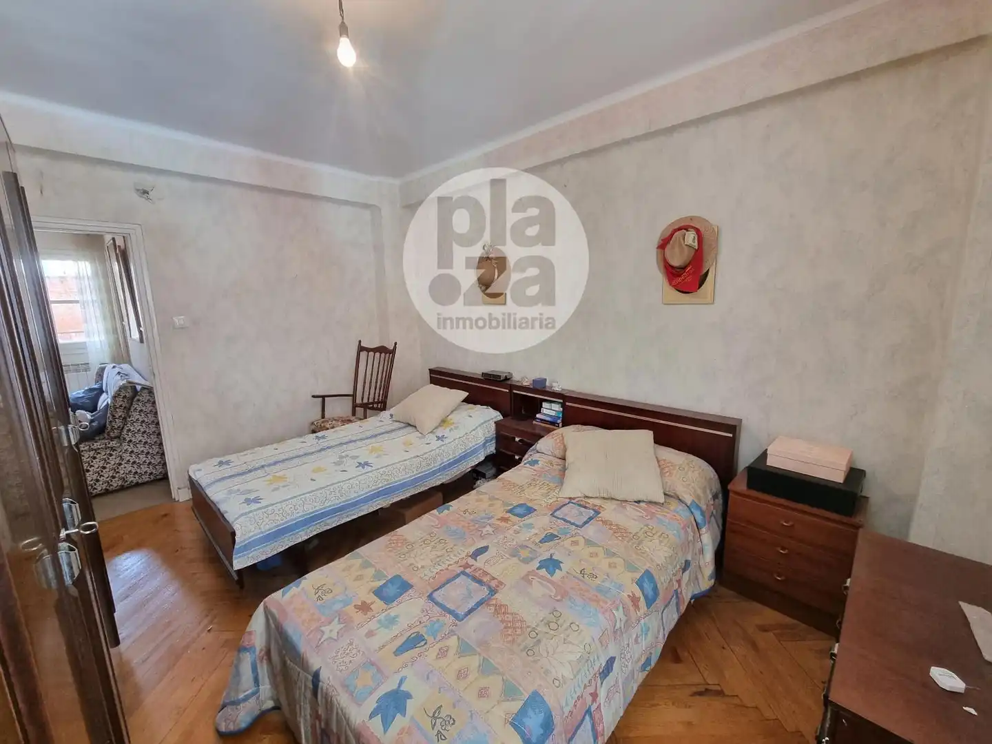 Schlafzimmer von Wohnung zum Verkauf in Burgos mit Heizung, Terrasse und Abstellraum