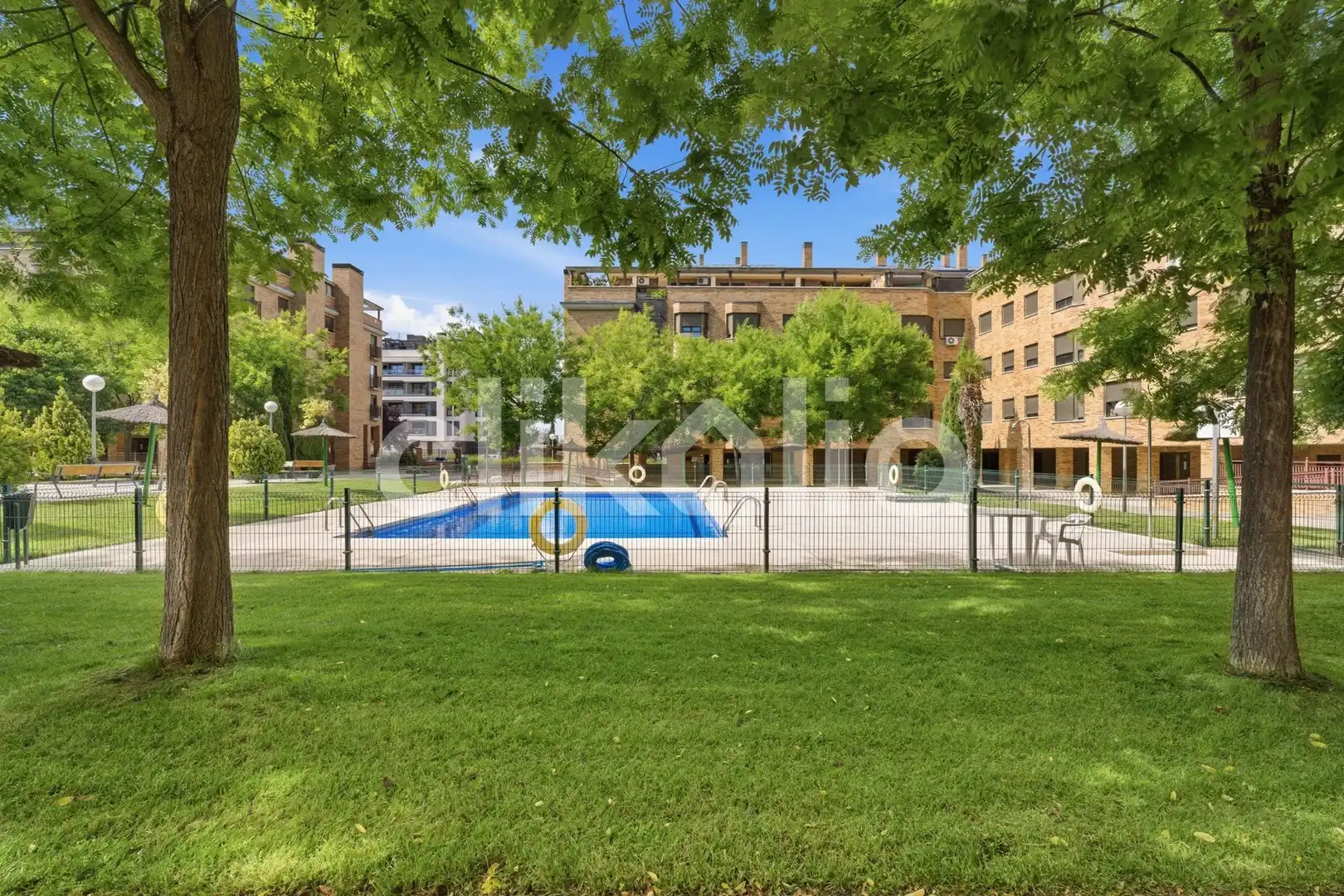 Vista exterior de Pis en venda en Valdemoro amb Calefacció, Jardí privat i Terrassa
