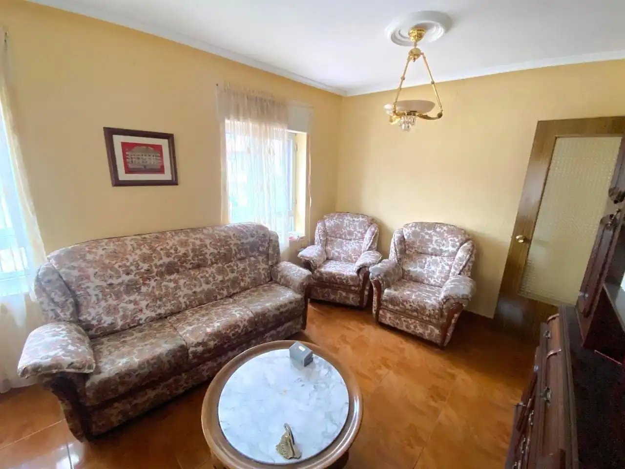 Living room of Houses for sale in La Robla   with Heating and Furnished