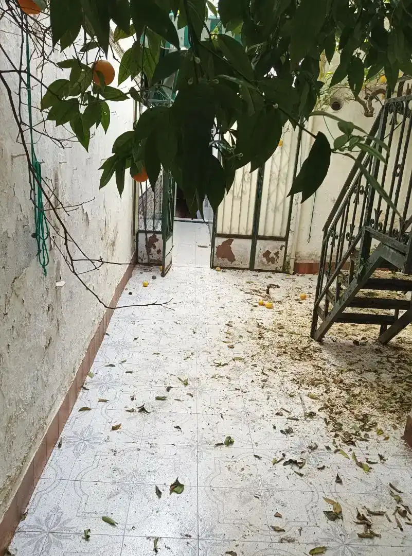 Vista exterior de Pis en venda en Lucena amb Balcó