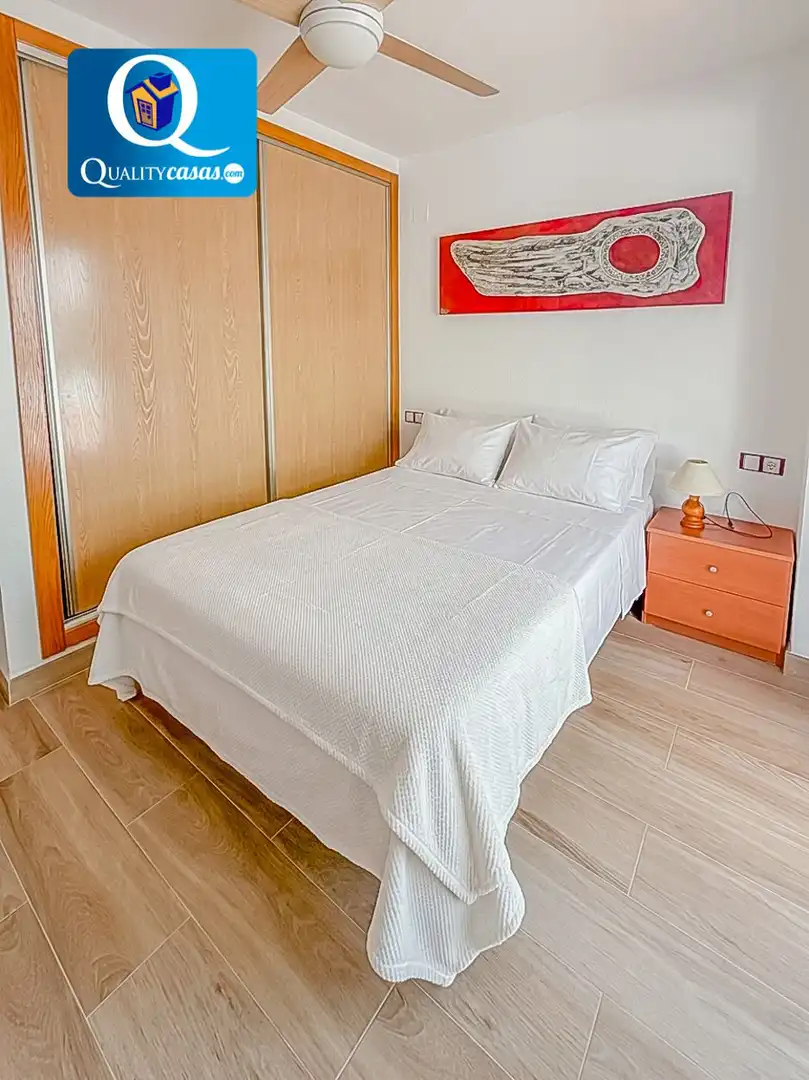 Bedroom of Flat for sale in Pueblo Español - Coveta Fumá
