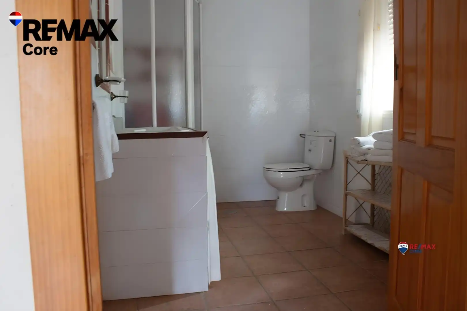 Bany de Casa o xalet en venda en Puebla de Obando amb Aire condicionat, Calefacció i Jardí privat