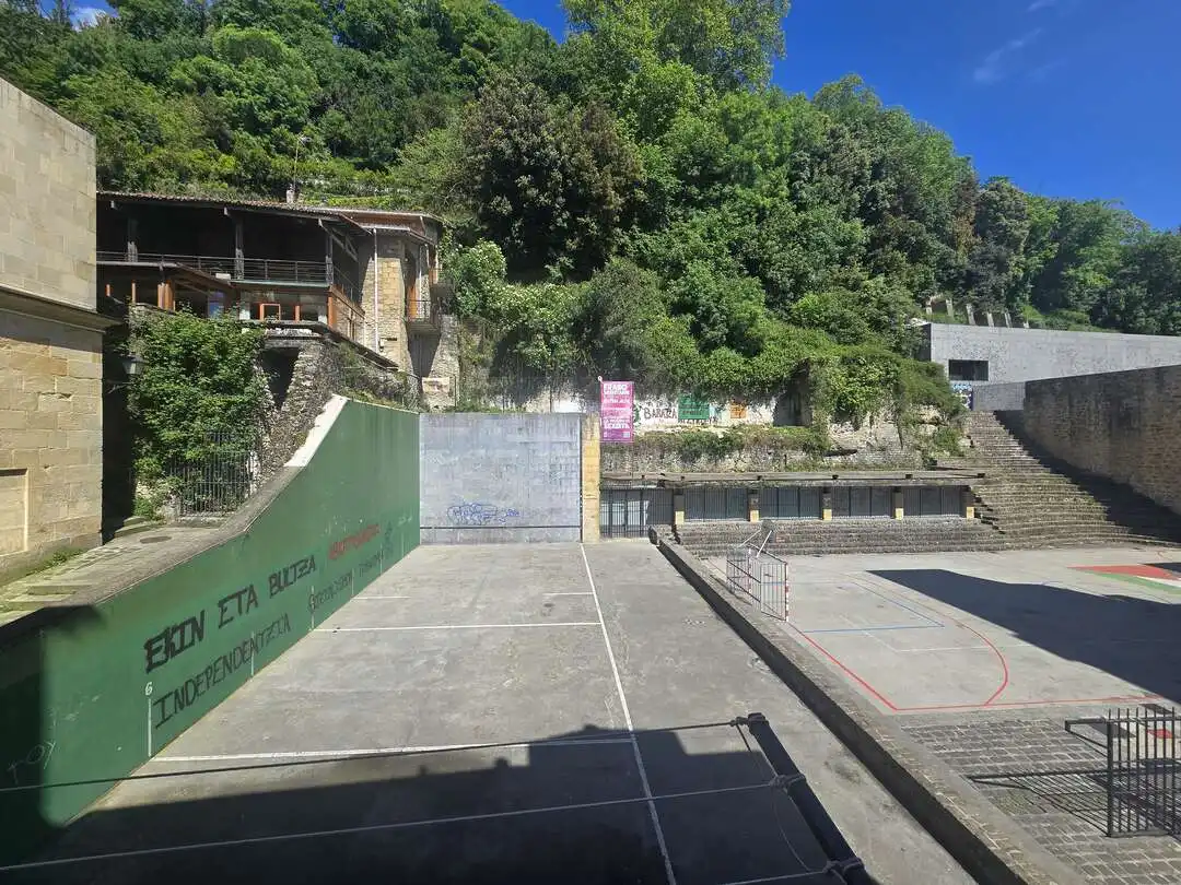 Parking of Flat for rent in Donostia - San Sebastián   with Heating and Balcony