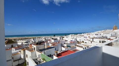 Foto 2 de Piso en venta en Calle San Sebastián, 18, Conil, Conil de la Frontera