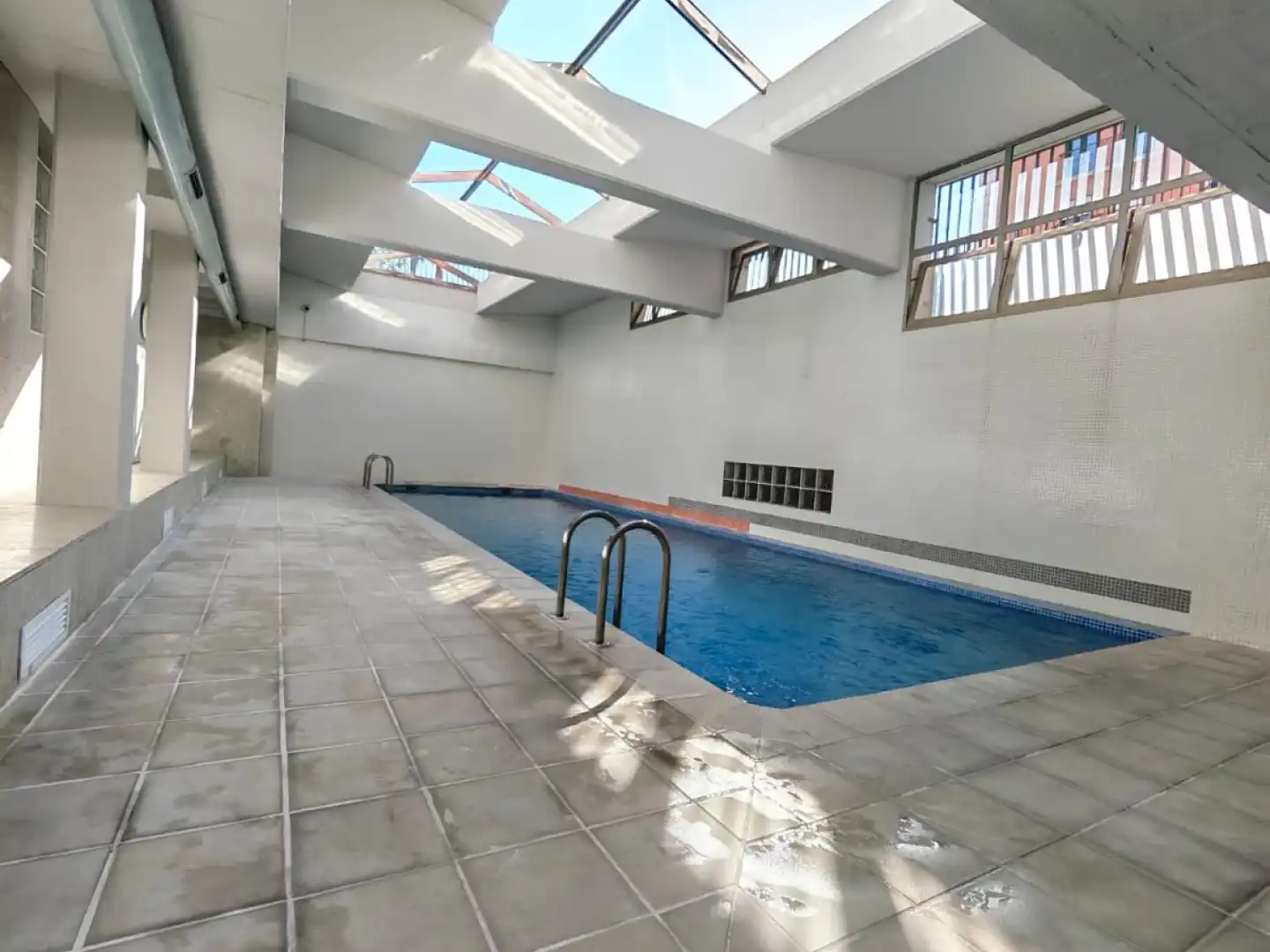 Swimming pool of Flat for rent in Murcia  with Air Conditioner, Heating and Terrace