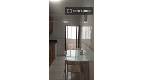 Foto 5 de Piso de alquiler en Mont-Olivet, Valencia Capital