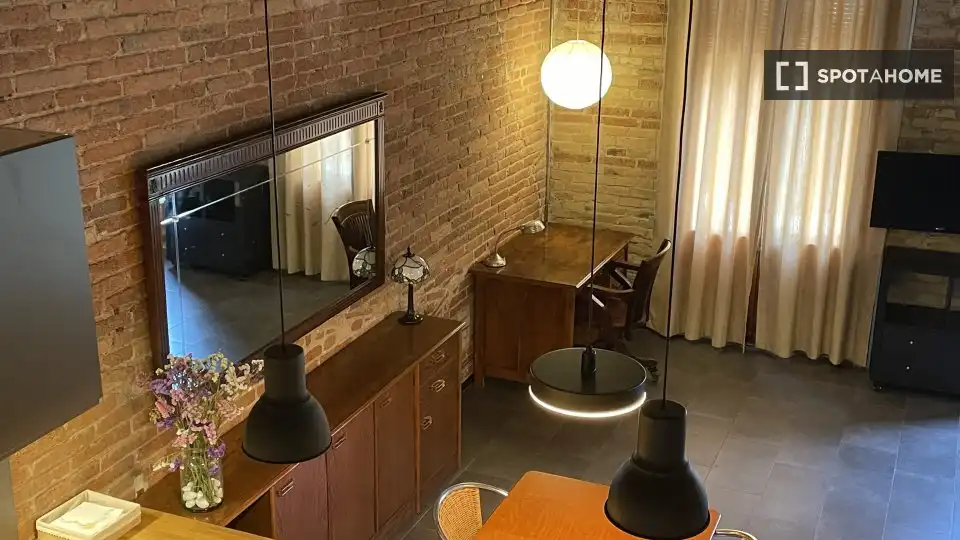 Flat for rent in Sants