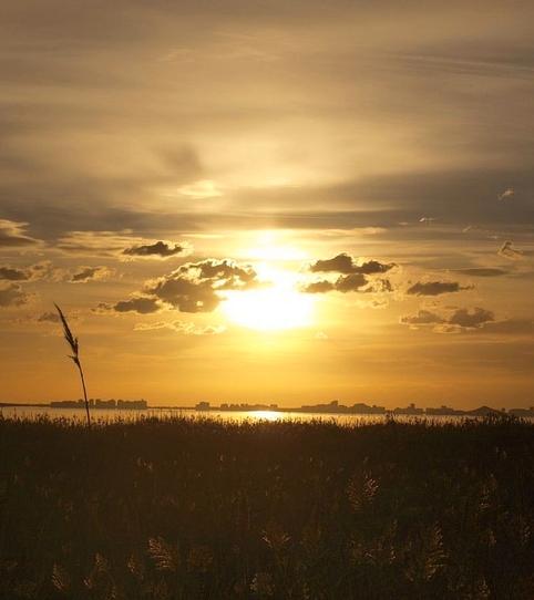 Foto 2 de Residencial en venda a Calle Pico Aneto, 4, Los Urrutias, Cartagena